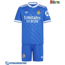 Fotballdrakt Barn Real Madrid Arda Guler #15 Tredjedraktsett 2025-26 Kortermet (+ Korte bukser)